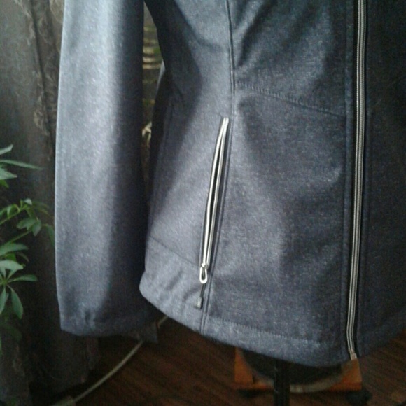 Lightweight winter jacket - Picture 3 of 8